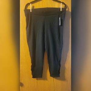 Torrid cropped leggings